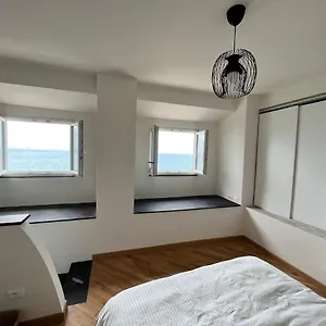 Brand New With Seaview & Private Parking Appartement